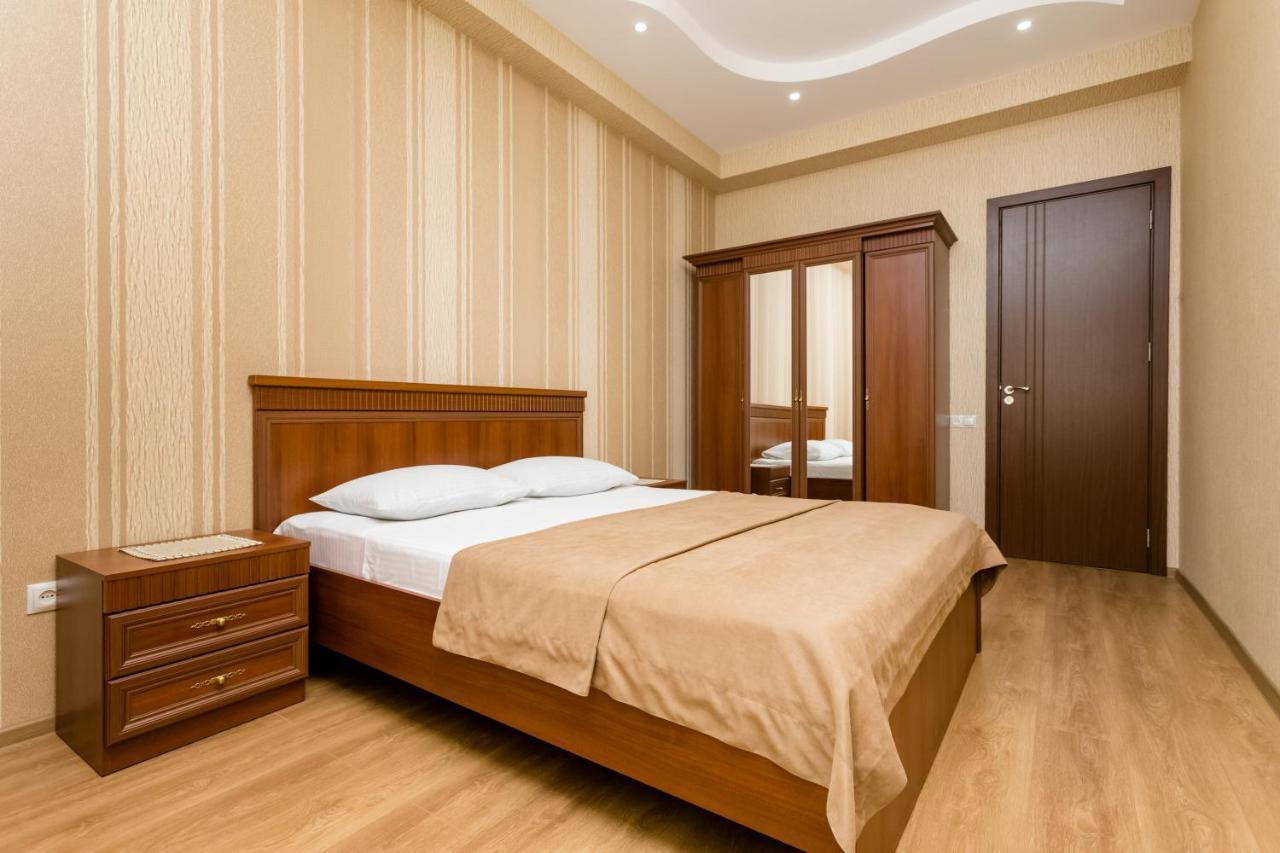 Tbilisi Two Bedroom Apartment Bagian luar foto